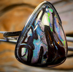 HOT MUMMY Sterling Silver Hand Made- Solid Queensland Boulder Opal Ring With Tribal Magic