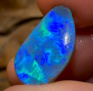 4.15cts - Lightning Ridge Black Opal Rub - Opal Whisperers