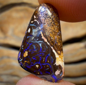 8.6cts - Tribal Yowah Nut Opal. Australian Opal