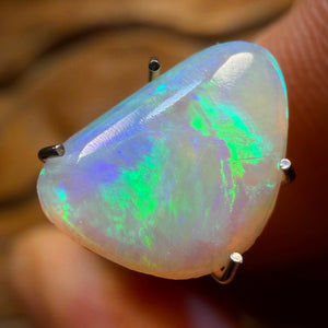 1.5cts - Lightning Ridge Crystal Opal