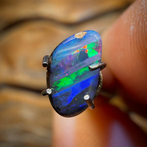 0.75cts - Queensland Boulder Seam Opal. Australian Opal
