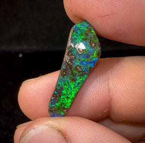 8.9cts - Solid Natural Boulder Opal - Opal Whisperers