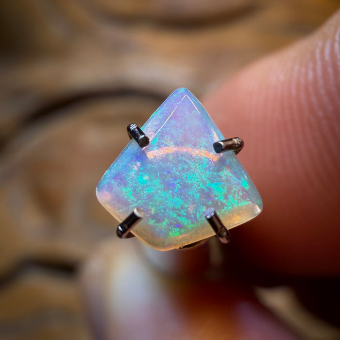 0.15cts - South Australian Crystal Opal