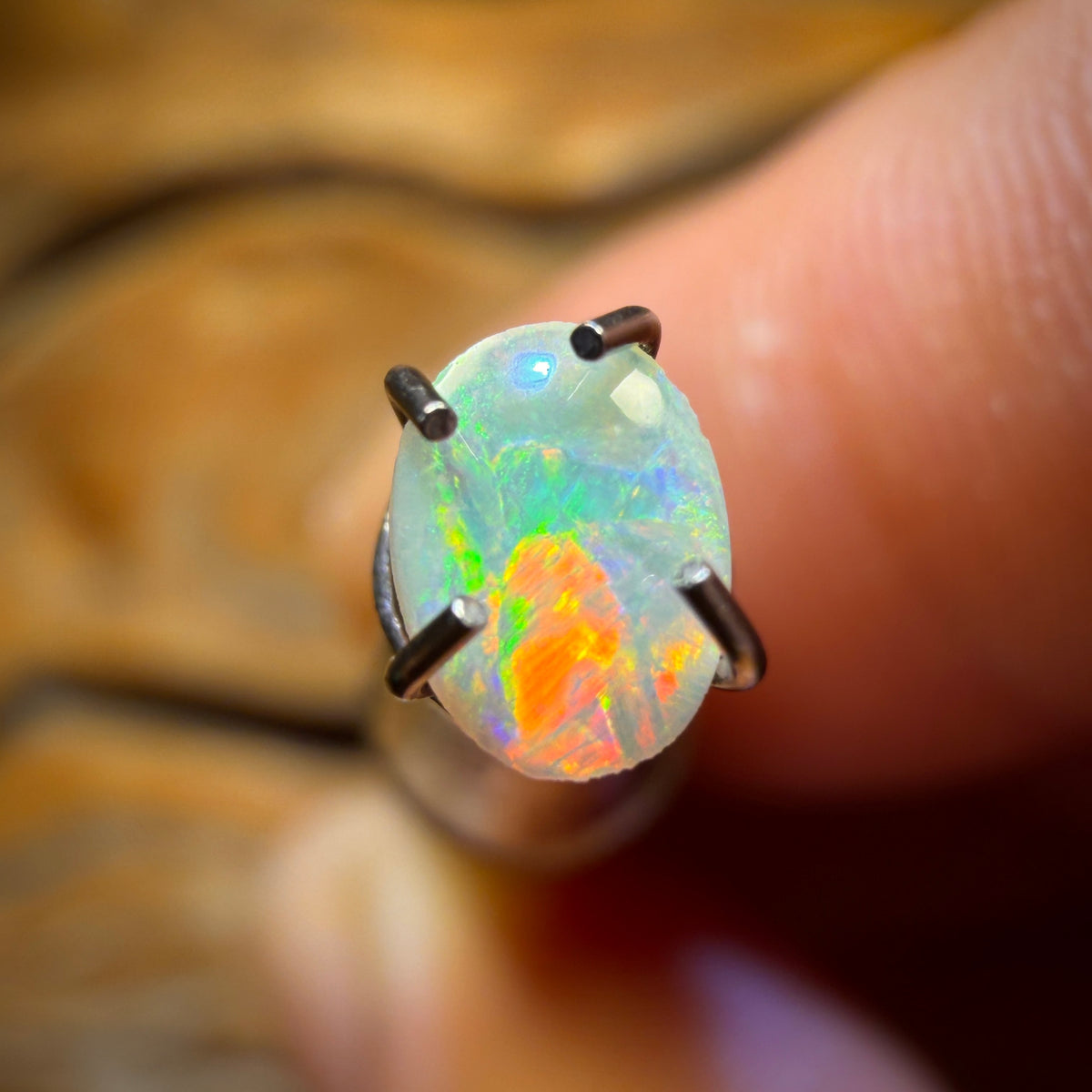 0.1cts - South Australian White Opal from Coober Pedy