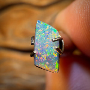 0.25cts - Australian Boulder Seam Opal