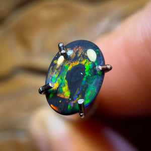 0.2cts -Lightning Ridge Black Opal