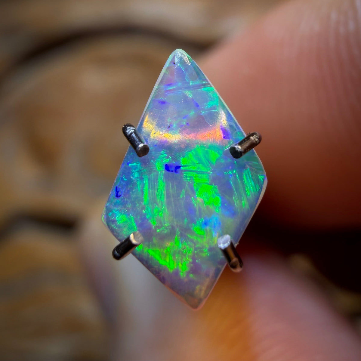 0.3cts - South Australian Crystal Opal