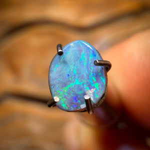 0.41cts - Australian Boulder Seam Opal from Queensland