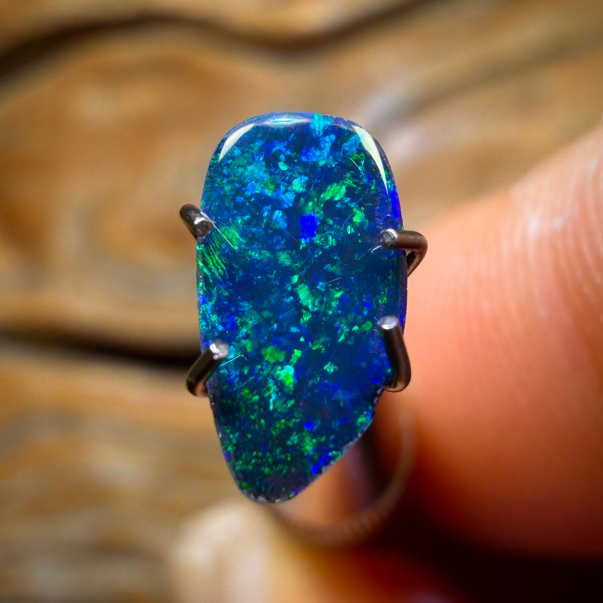 0.45cts - Lightning Ridge Opal Doublet