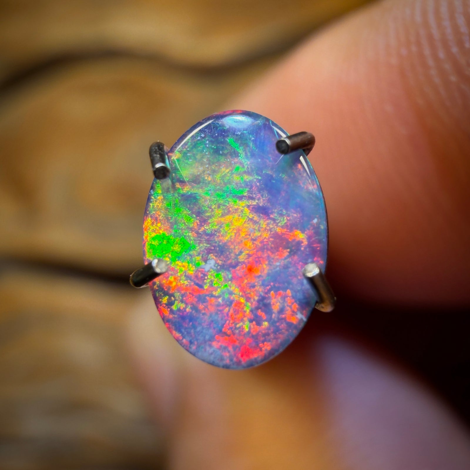 0.4cts - Australian Boulder Opal Doublet