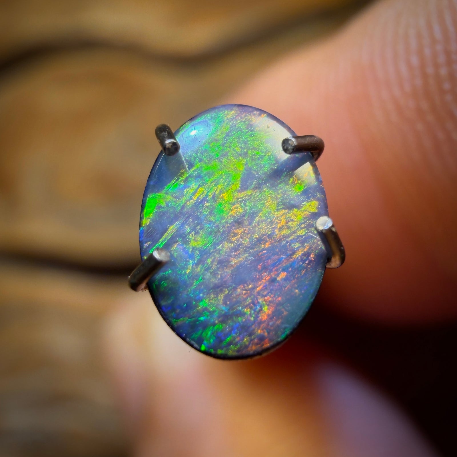 0.4cts - Australian Boulder Opal Doublet