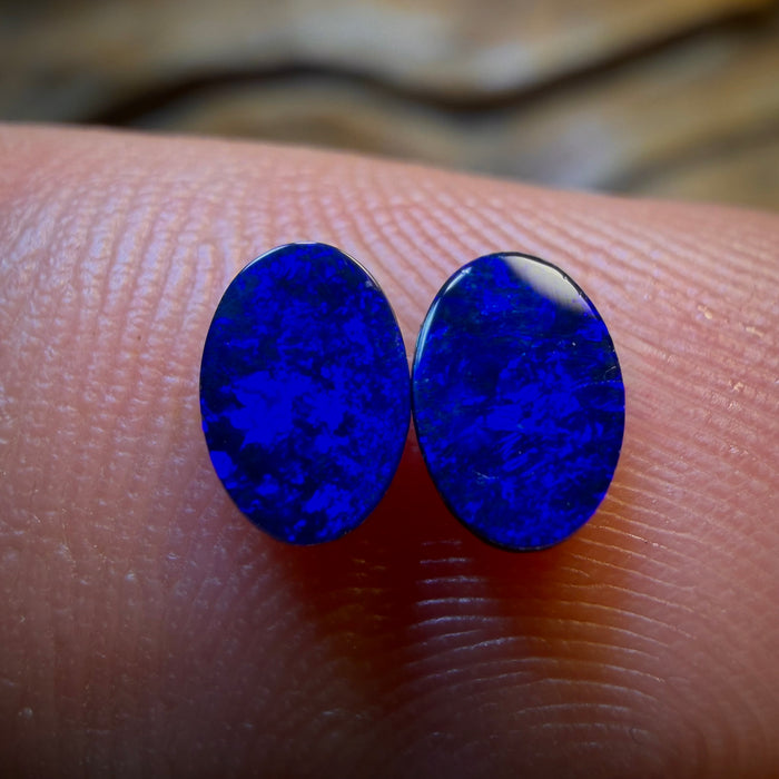 0.5cts - Australian Boulder Opal Doublet Pair