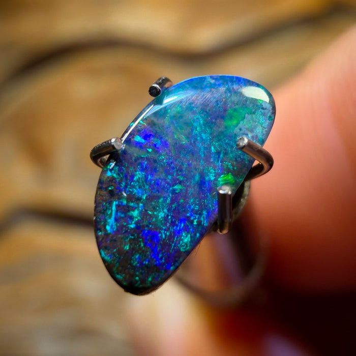 0.65cts_-_Australian_Boulder_Seam_Opal