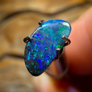 0.65cts_-_Australian_Boulder_Seam_Opal