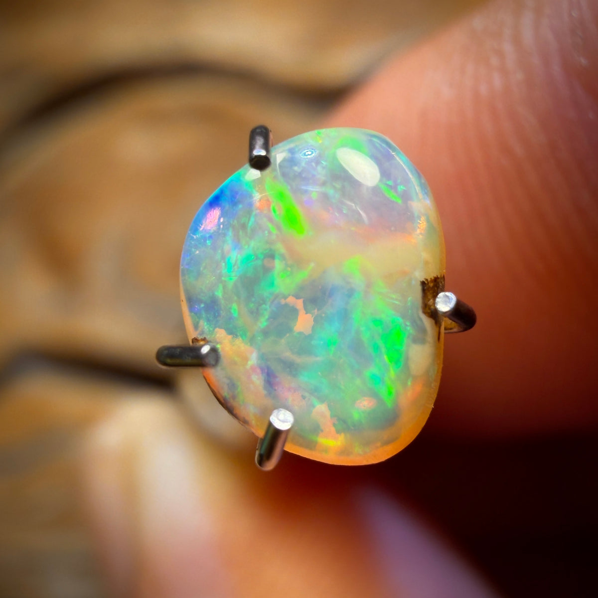0.65cts - Yowah Nut Golden Crystal Opal