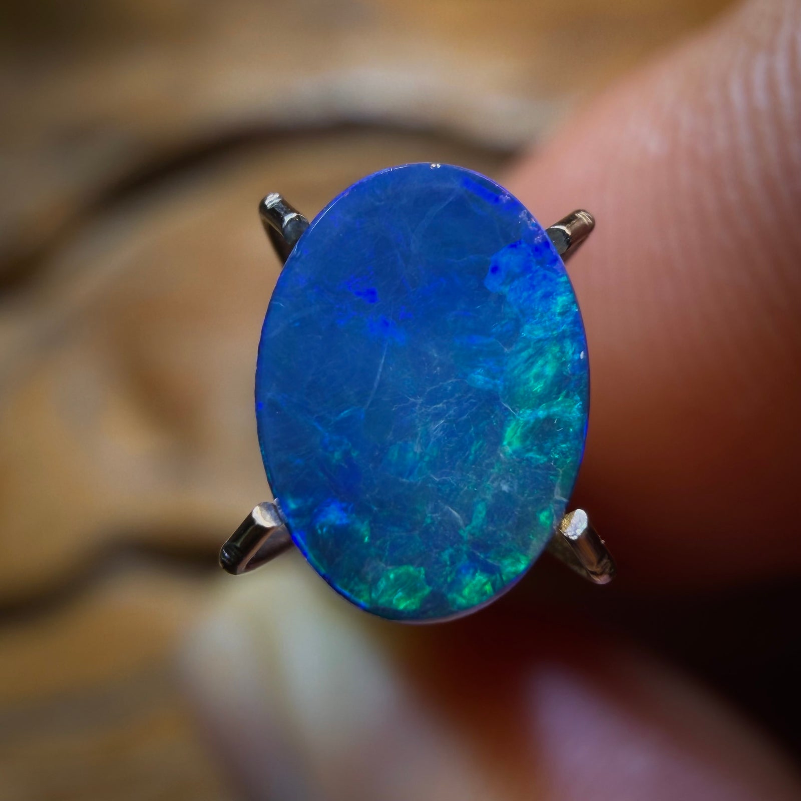 0.6cts - Australian Boulder Opal Doublet
