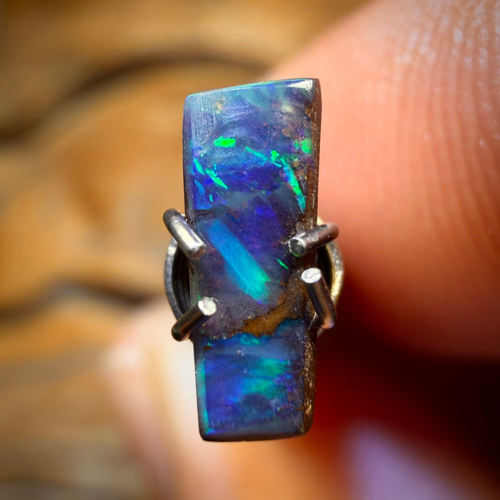 0.8cts - Queensland Boulder Seam Opal. Australian Opal