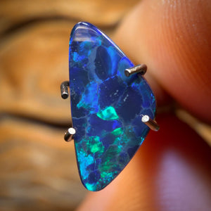 0.9cts - Lightning Ridge Opal Doublet