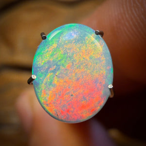 0.9cts - South Australian Crystal Opal