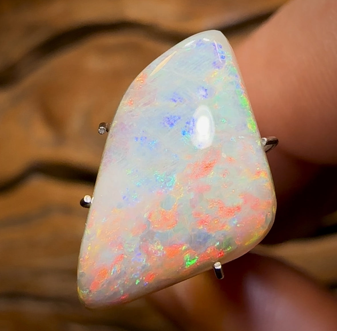 4,2 carats – Opale blanche rare d'Australie du Sud de Mintabie, collection Andreou Heritage