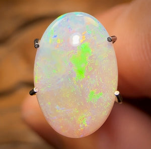 1.45cts - Lightning Ridge Crystal Opal