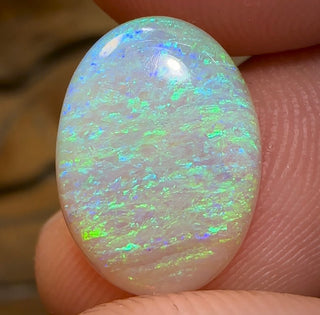 2,8 carats – Opale cristalline Lightning Ridge
