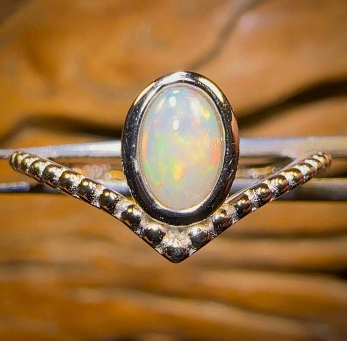 🔨 AUCTION 🔨 Sterling Silver - South Australian Crystal Opal Ring