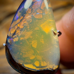 9.3cts - Nice Suspended Rockpool Yowah Nut Crystal Centre Opal. Australian Boulder Opal