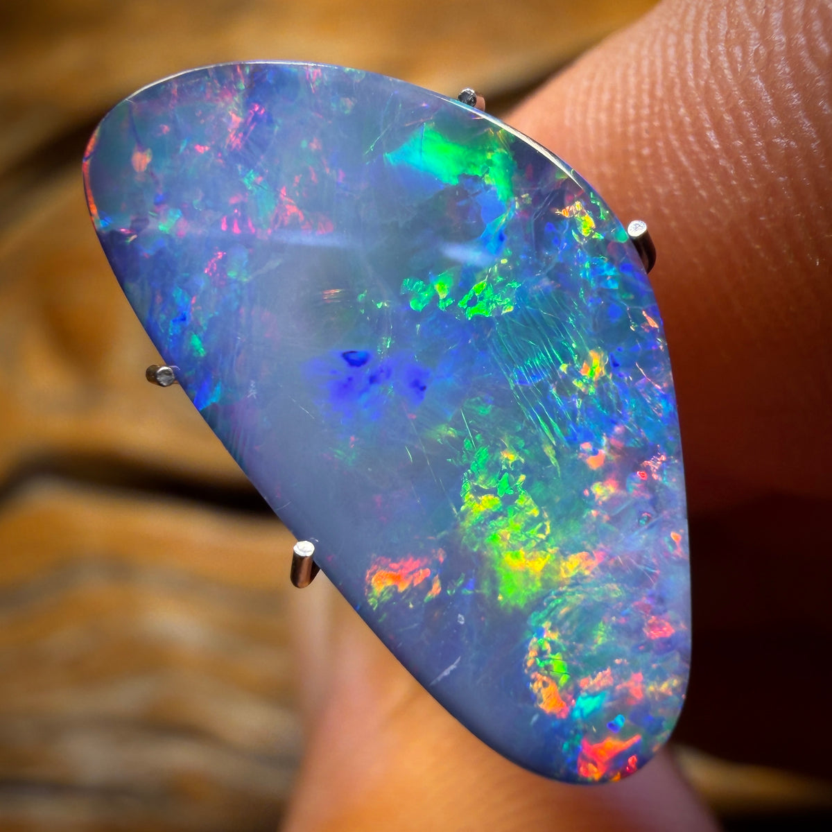 5.5cts - Australian Boulder Opal Doublet