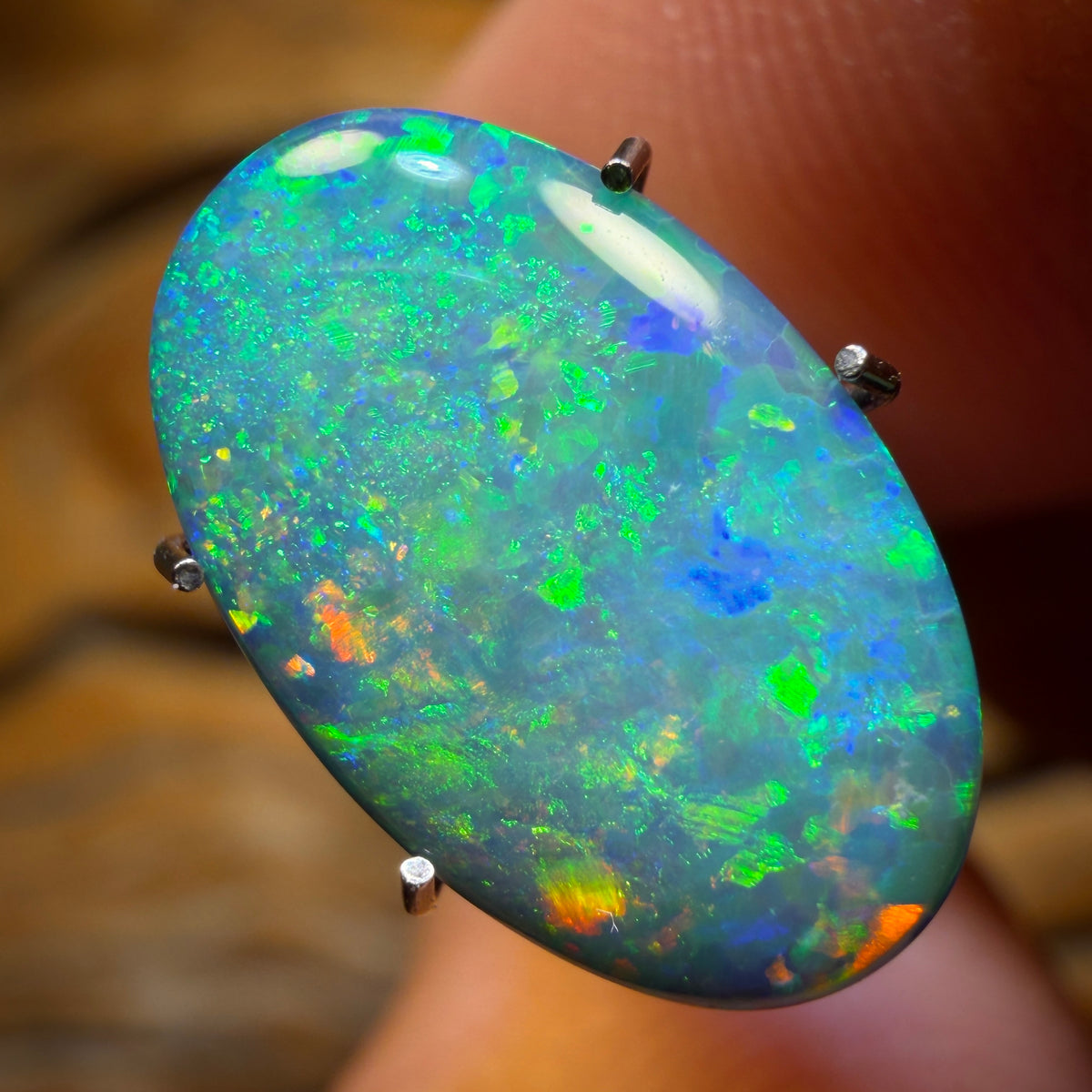 3,9ct – Lightning Ridge Opal-Doublet