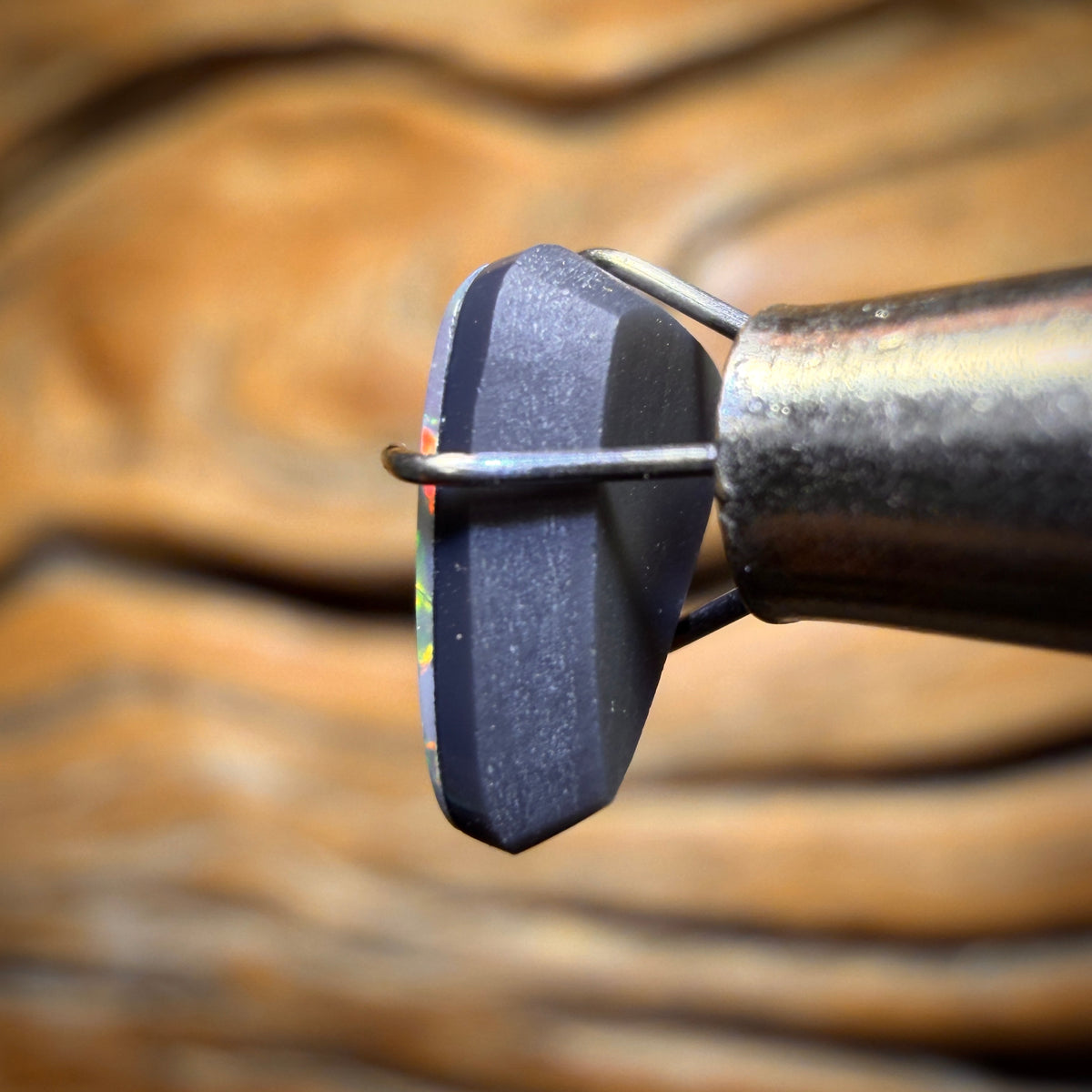 0.99cts - Lightning Ridge Opal Doublet