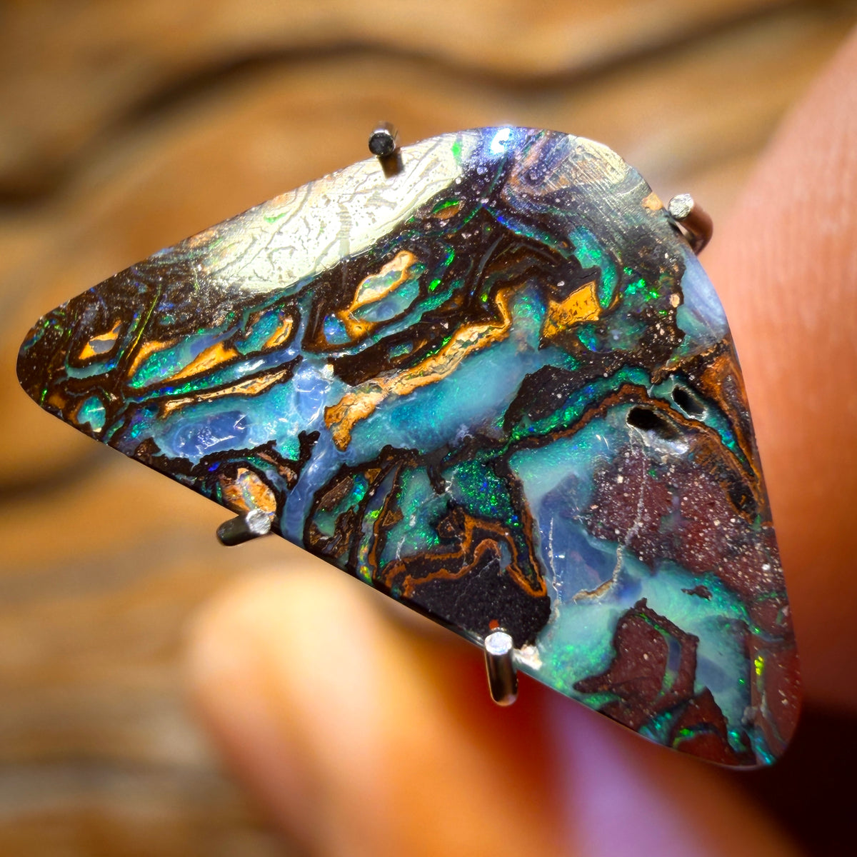 2.7cts - Tribal Queensland Boulder Opal from Yowah