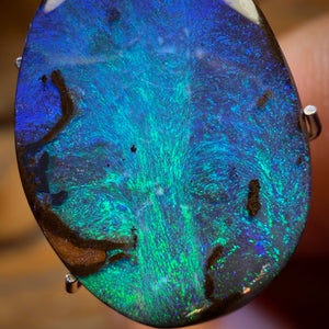 5.6cts - “Shallows” Vivid Aquatic Blue Australian Boulder Seam Opal