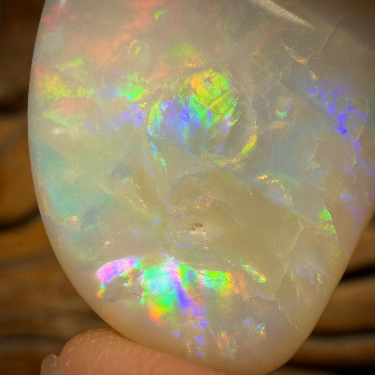 19.4cts - South Australian White Opal. Vintage Cut