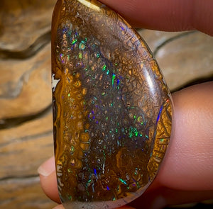 55.8cts - Tribal Yowah Nut Opal