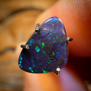 1.1cts - Queensland Boulder Seam Opal. Australian Opal