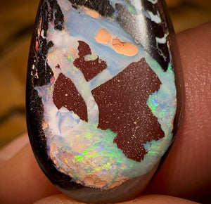 19.5cts - Queensland Black Boulder Opal from Koroit Crystal Center