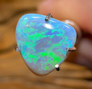 1.3cts - Australian Black Opal from Lightning Ridge - Opal Whisperers