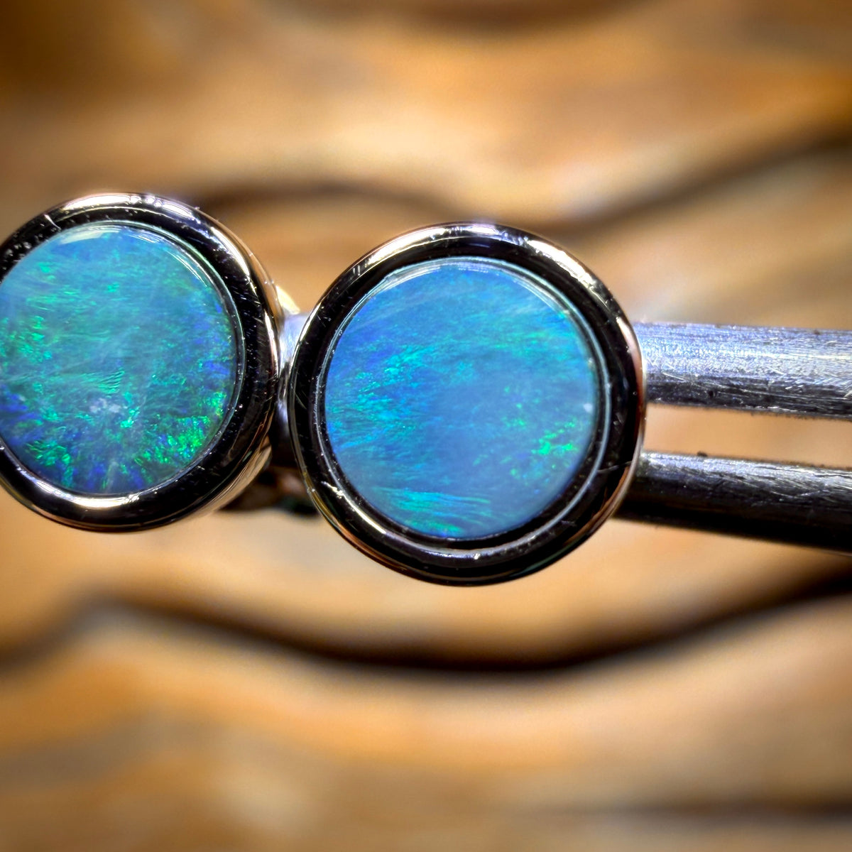 🔨 AUCTION 🔨 Sterling Silver - Australian Boulder Opal Doublet Stud Earrings. Scandinavian Aka Ice Blue