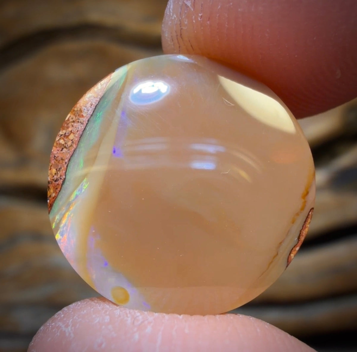 6.4cts - Solid Australian Boulder Pipe Opal