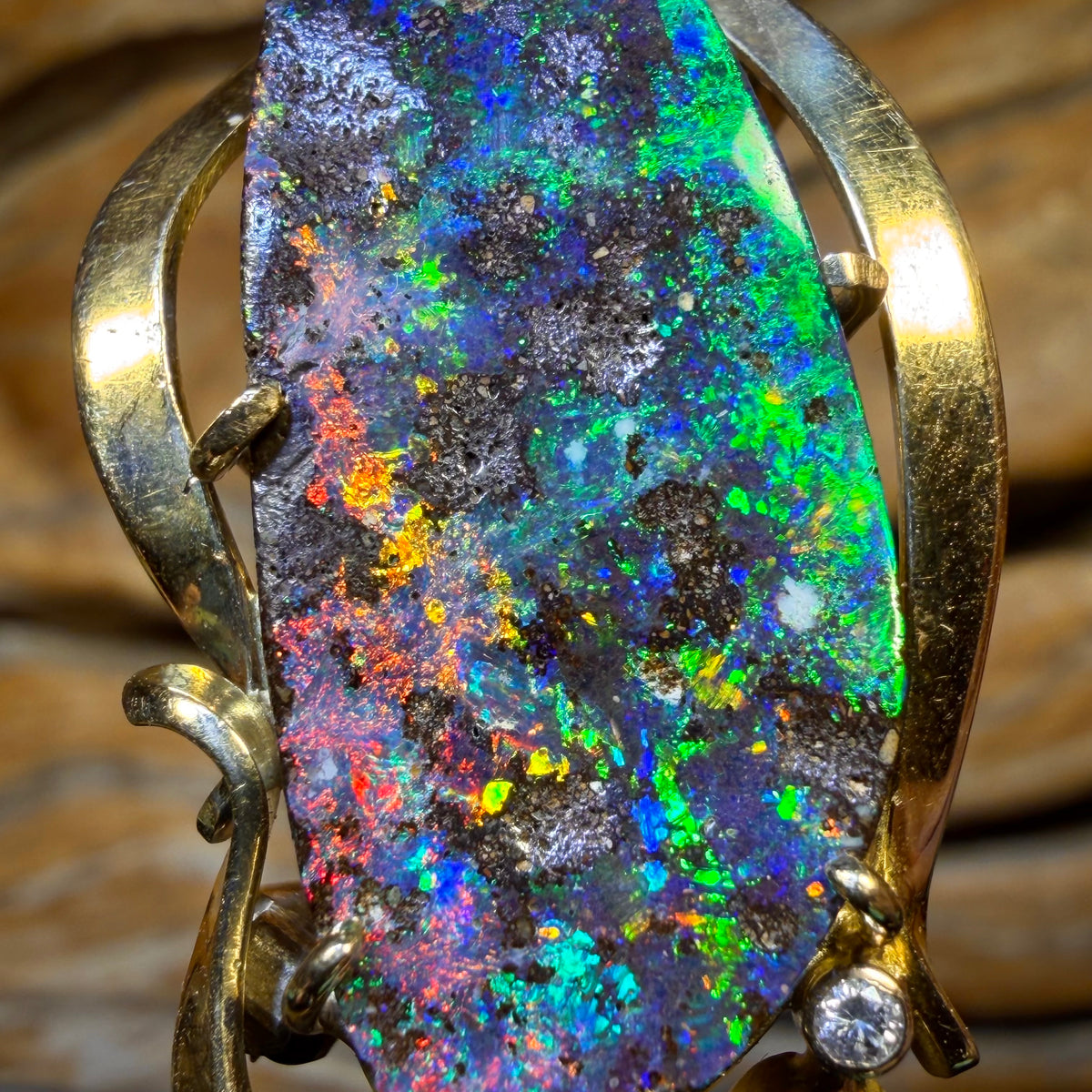 18k Gold - BEST Solid Queensland Boulder Seam Opal Pendant Old School Heritage Piece