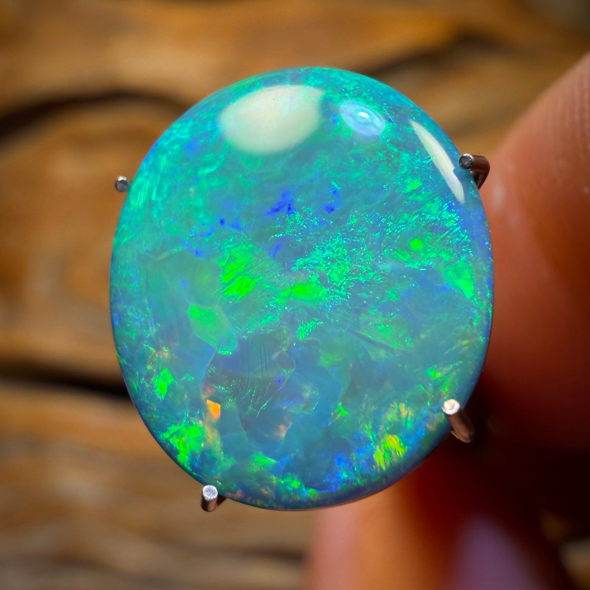 4.6cts - Lightning Ridge Opal Doublet
