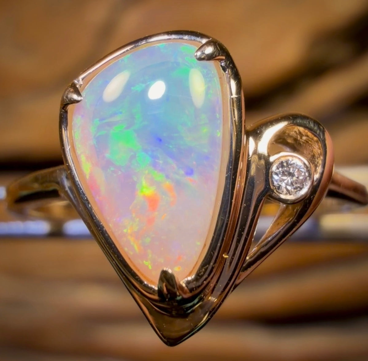 14k Gold - Solid South Australian Crystal Opal Ring