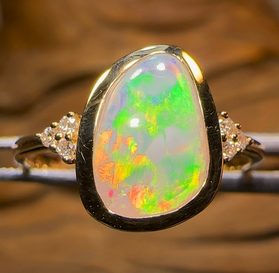 18k Gold - AAA Solid South Australian Bright Bright! Opal diamond Ring - Opal Whisperers