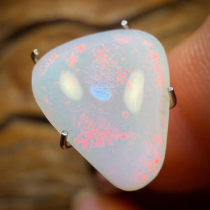 🔨 AUCTION 🔨 No Reserve 2.5cts - South Australian White Opal from Coober Pedy