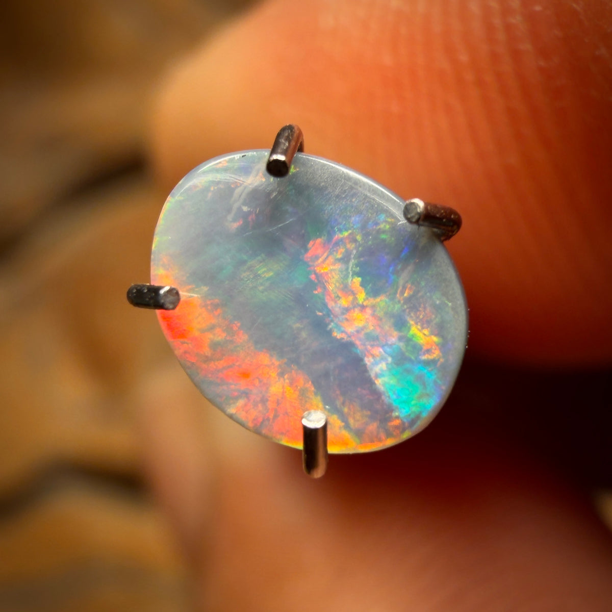 🔨 AUCTION 🔨 Reserve 💎 High Roller Banger Auction 💎 0.4cts - Lightning Ridge Red on Black Opal