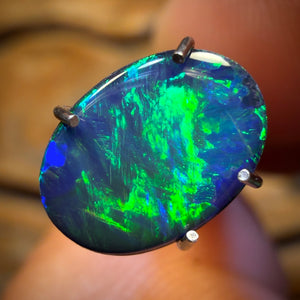 1.15cts - Lightning Ridge Opal Doublet