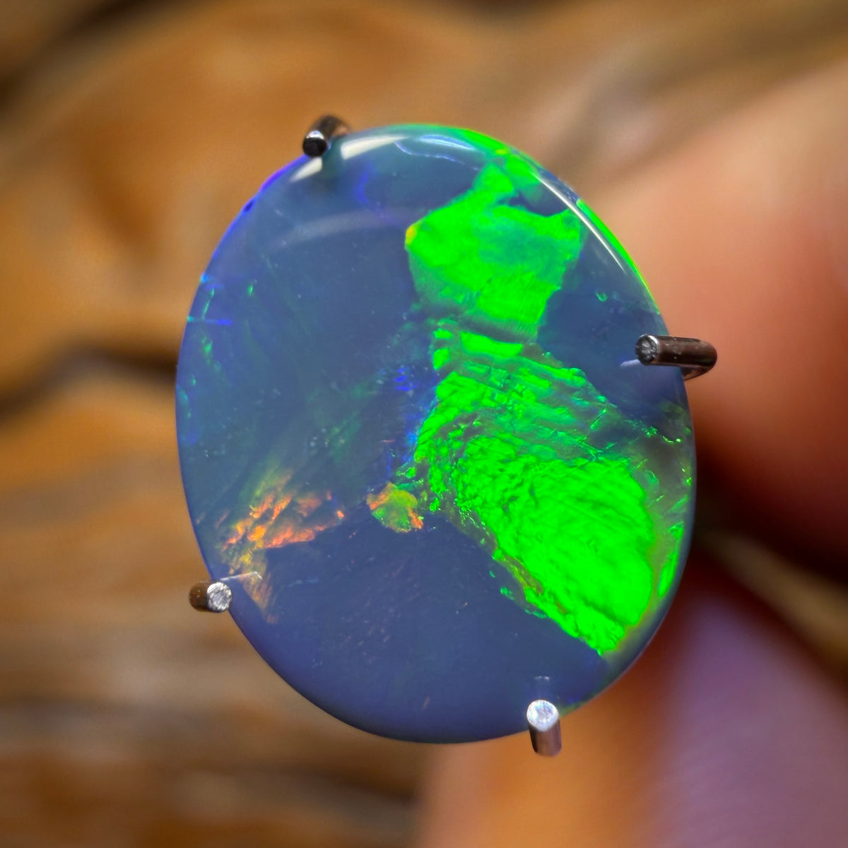 1.1cts - Black Opal from Lightning Ridge