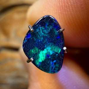 1.1cts - Lightning Ridge Opal Doublet