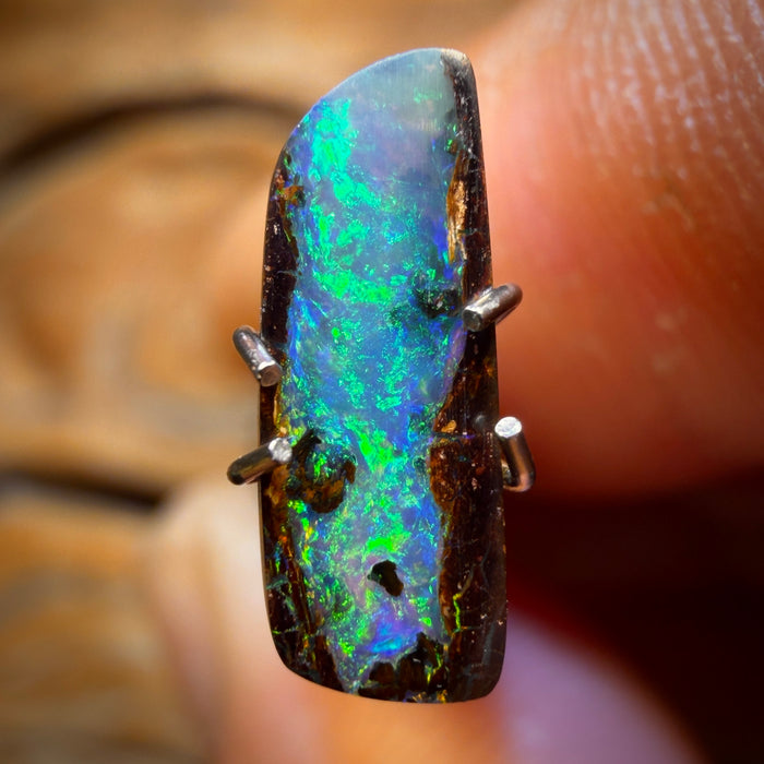1.1cts - Queensland Boulder Seam Opal. Australian Opal